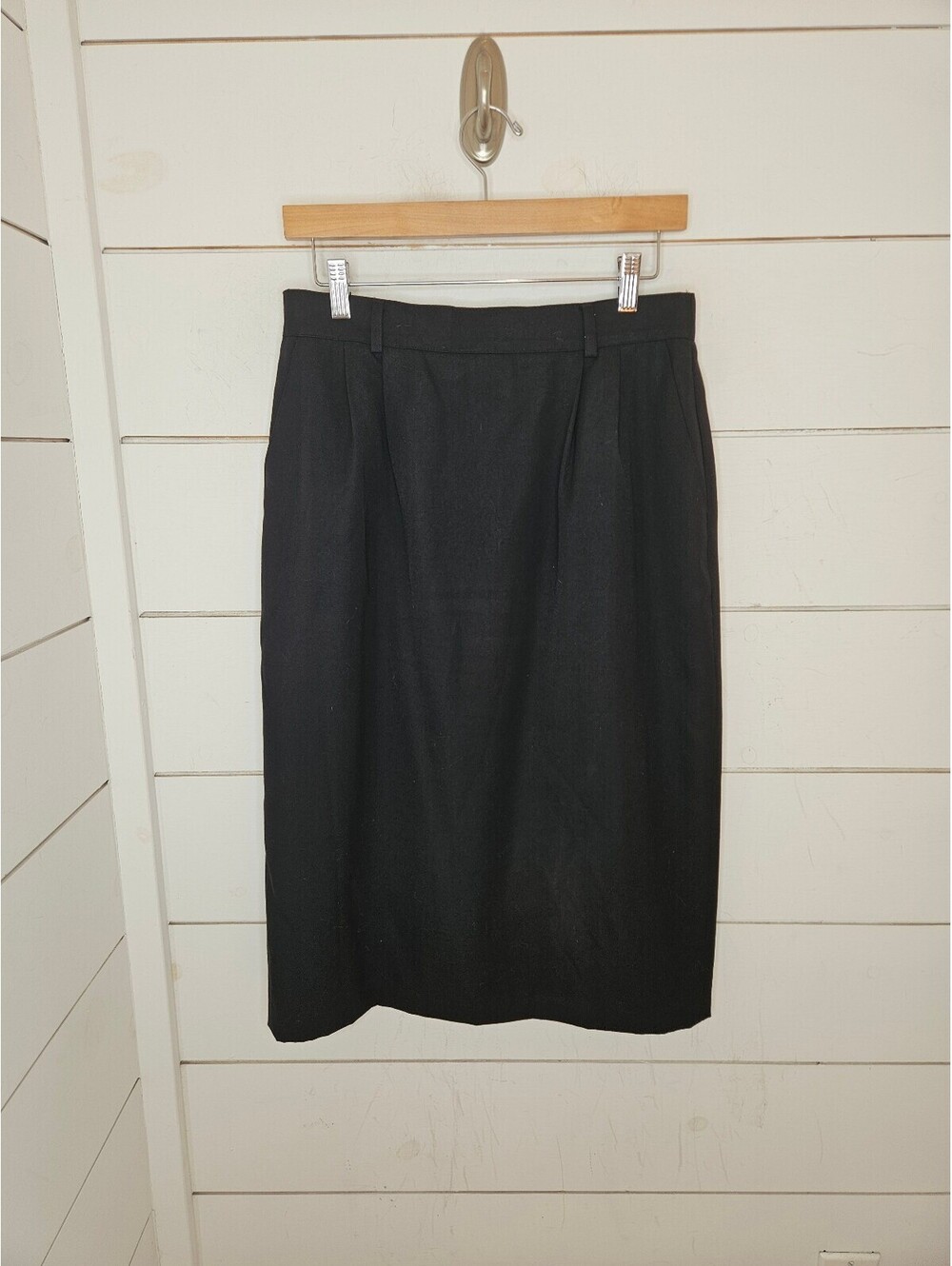 Vintage 80s Seasons size 6 black midi pleated skirt